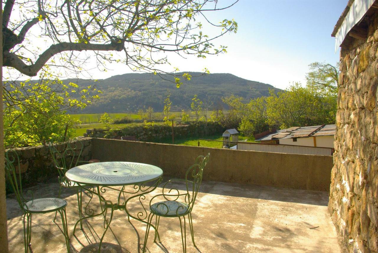 gîte de la garde Prevencheres Extérieur photo